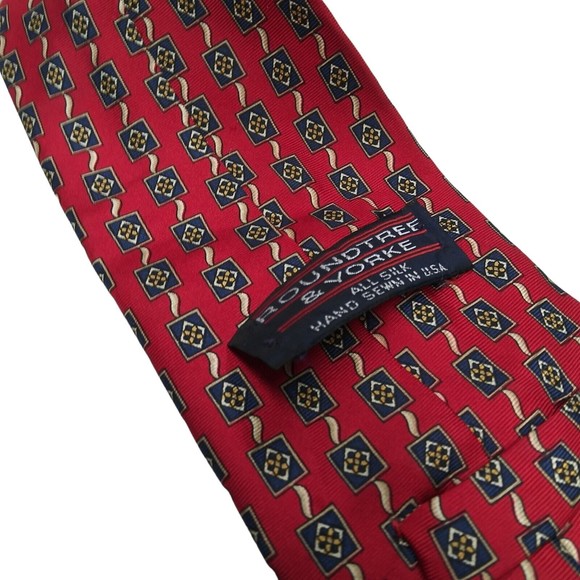 ROUNDTREE & YORKE Silk TIE Red Black Gold Made in USA Y2K Dillards 58x4 Vintage - Picture 3 of 9